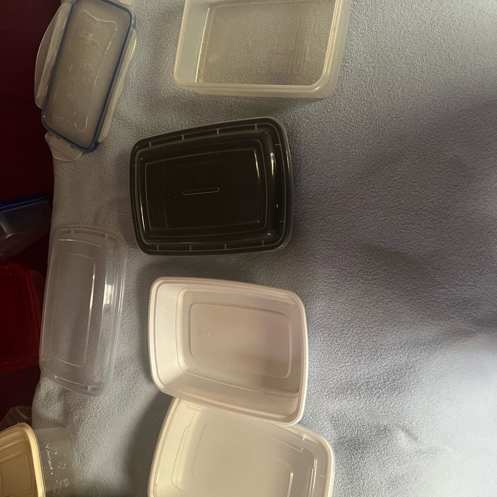 Bundle plastic containers - Picture 13 of 14